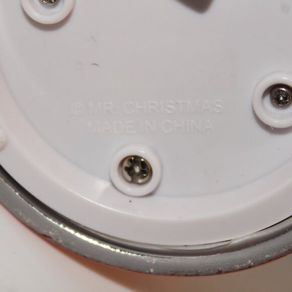 Mr. Christmas Santa Glass Ornament Music Box “We Wish You A Merry Christmas” - Picture 9 of 9